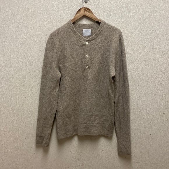 Abercrombie & Fitch Other - Abercrombie & Fitch Tan Henley Sweater